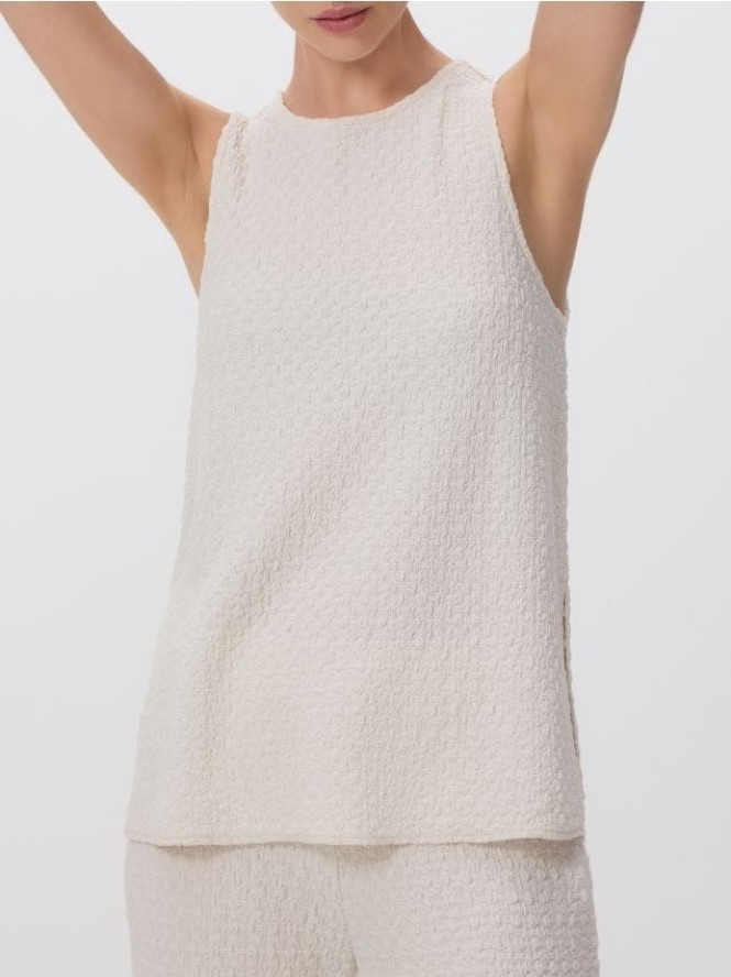 Strukturalny top - złamana biel