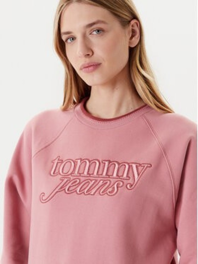 Tommy Jeans Bluza Script DW0DW21196 Różowy Regular Fit