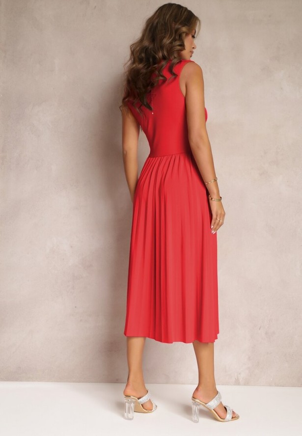 Czerwona Sukienka z Kopertowym Dekoltem i Plisowanym Dołem Anamarie