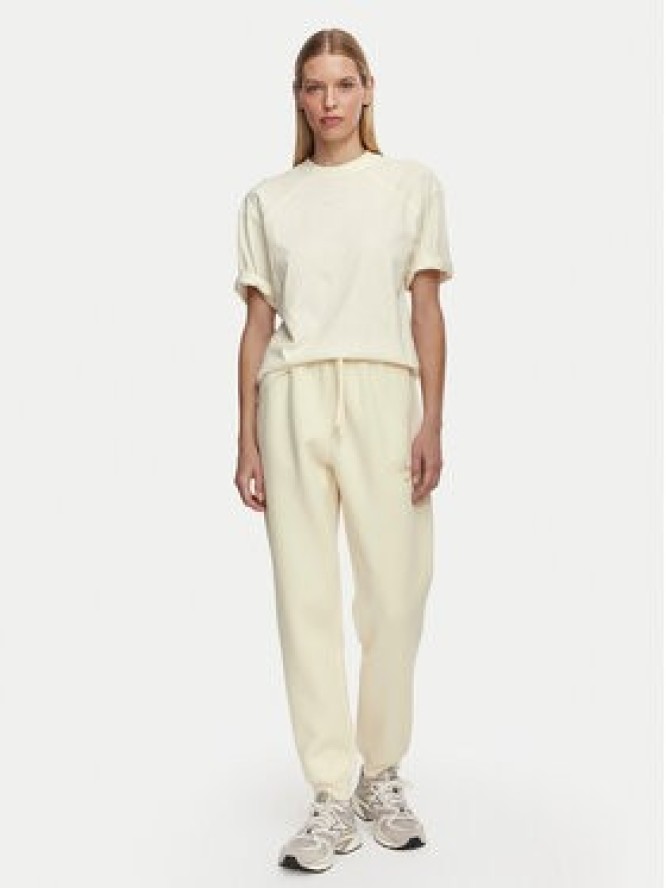 Reebok T-Shirt Reebok X Ewa Chodakowska Mila RK25977CCW Kremowy Regular Fit