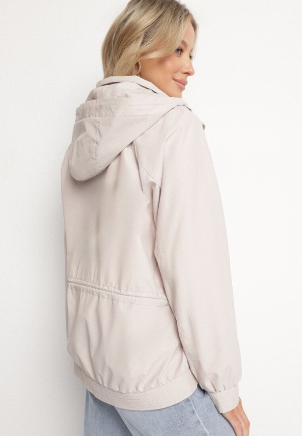Jasnobeżowa Kurtka Parka o Pudełkowym Kroju ze Ściągaczem w Talii i Kapturem Sesoliena