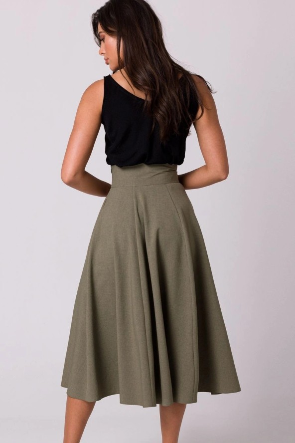 Rozkloszowana spódnica z wysokim stanem i kieszeniami khaki
