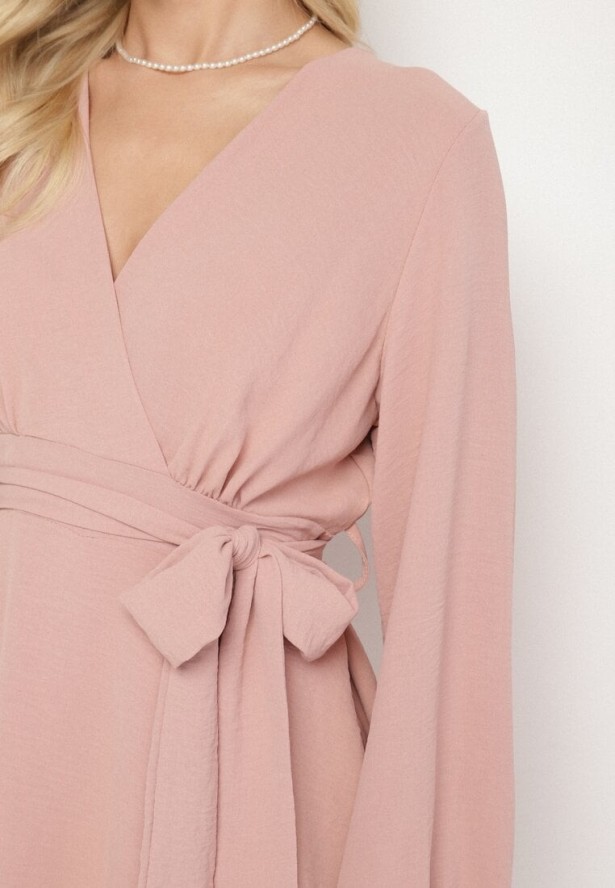 Ciemnoróżowa Kopertowa Sukienka Kombinezon Mini z Falbanką Bomina