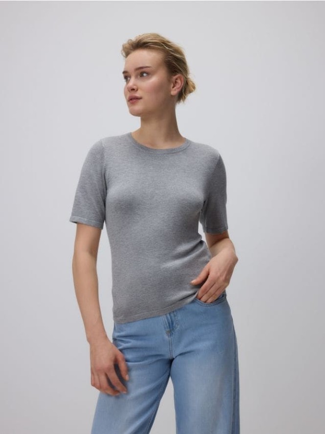 Dzianinowa bluzka z wiskozą - szary