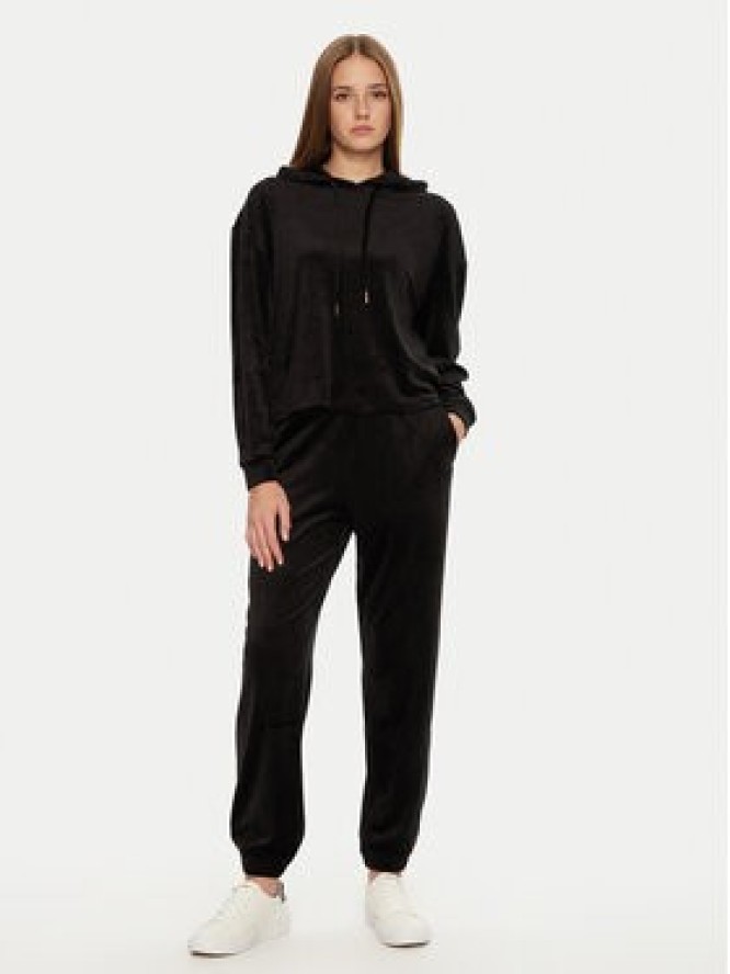 Pieces Spodnie dresowe Silli 17154432 Czarny Regular Fit