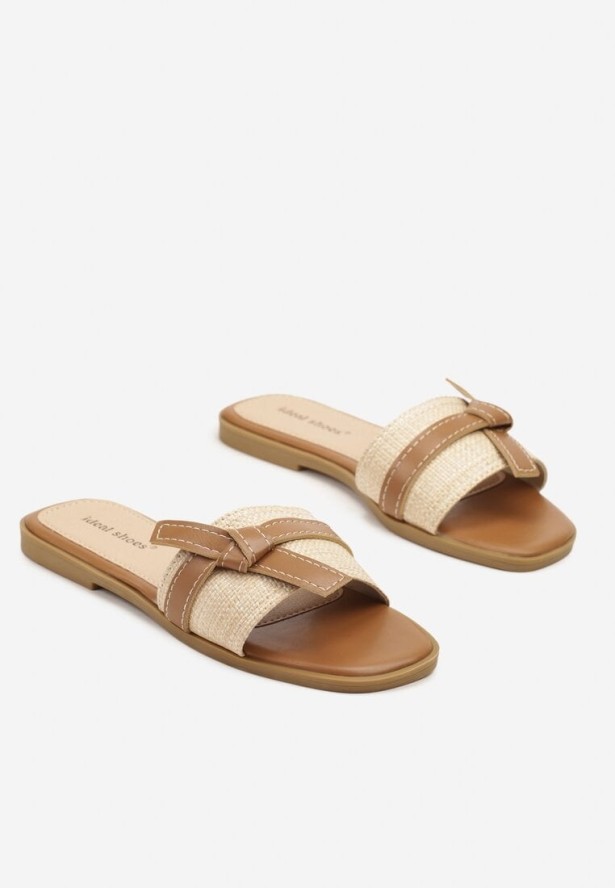 Brązowo-Beżowe Klapki Ozdobione Paskiem i Supełkiem Emwia