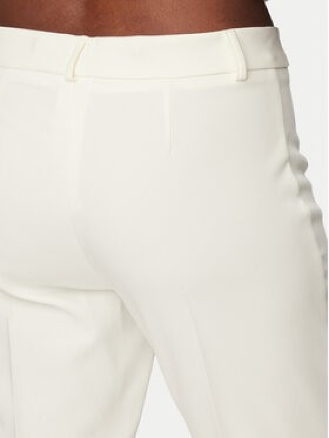 Rinascimento Spodnie materiałowe CFC0128650003 Biały Regular Fit