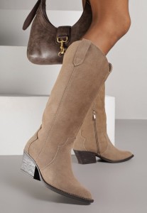 Ciemnobeżowe Zamszowe Kozaki Kowbojki na Stożkowym Obcasie Sevra
