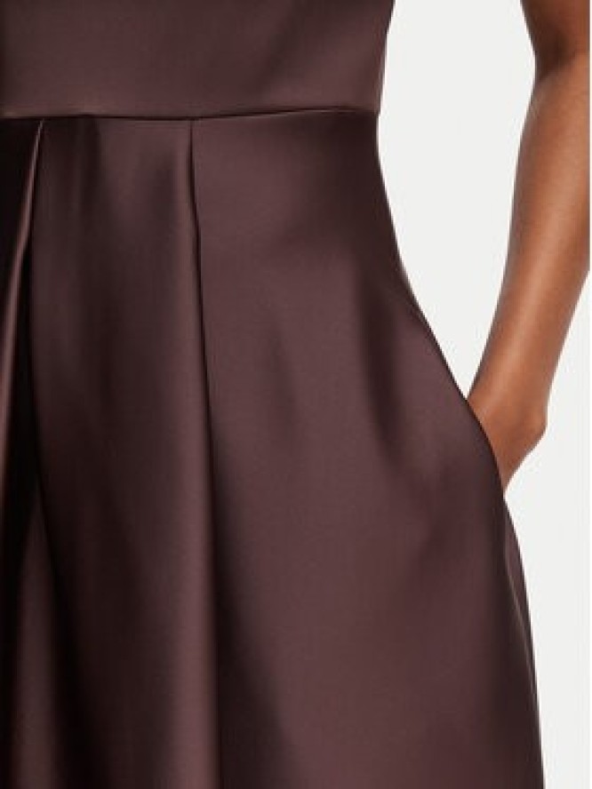 Rinascimento Sukienka koktajlowa CFC0129079003 Brązowy Slim Fit