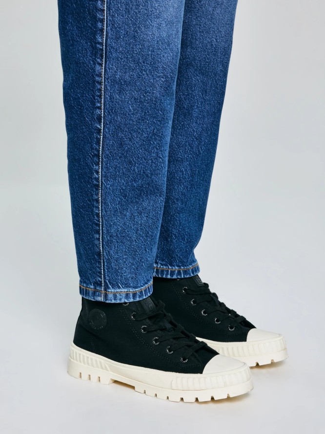 Trampki damskie wysokie czarne OO274008 906