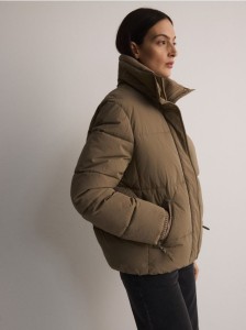 Pikowana kurtka - oliwkowy