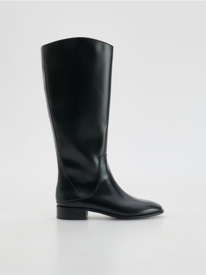 Kozaki na niskim obcasie - czarny