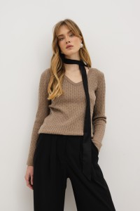 WEŁNIANY SWETER BETTY TAUPE L - Flawless