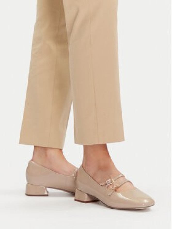 Clarks Półbuty 26181313 Beżowy