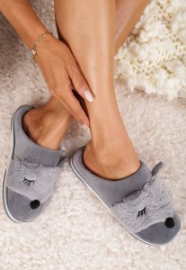 Szare Kapcie z Futerkiem i Ozdobnymi Uszami Vlavellla