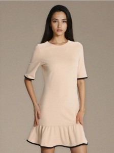 Sukienka mini z kontrastującą lamówką z wiskozą - kremowy