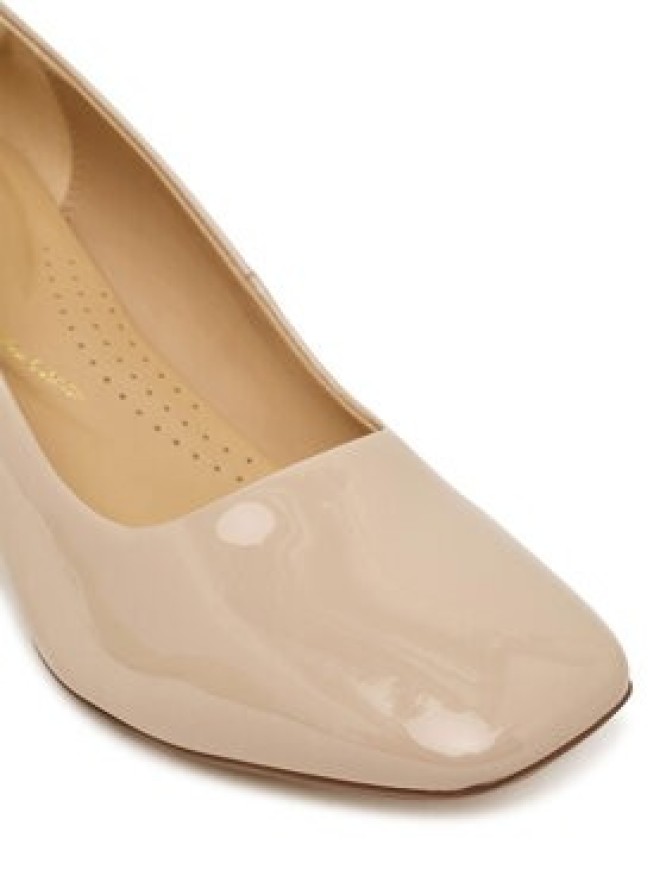 Clarks Czółenka Fernie Court 26183034 Beżowy jasny