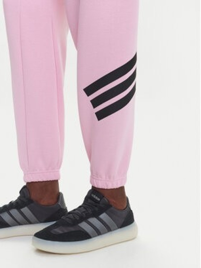 adidas Spodnie dresowe Future Icons 3-Stripes JE0158 Różowy Regular Fit
