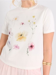 Koszulka z nadrukiem kwiatowym - kremowy