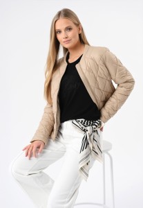 Krótka, pikowana kurtka J-MANOLA