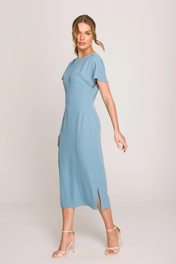 Elegancka sukienka ołówkowa z dekoltem V z tyłu niebieska