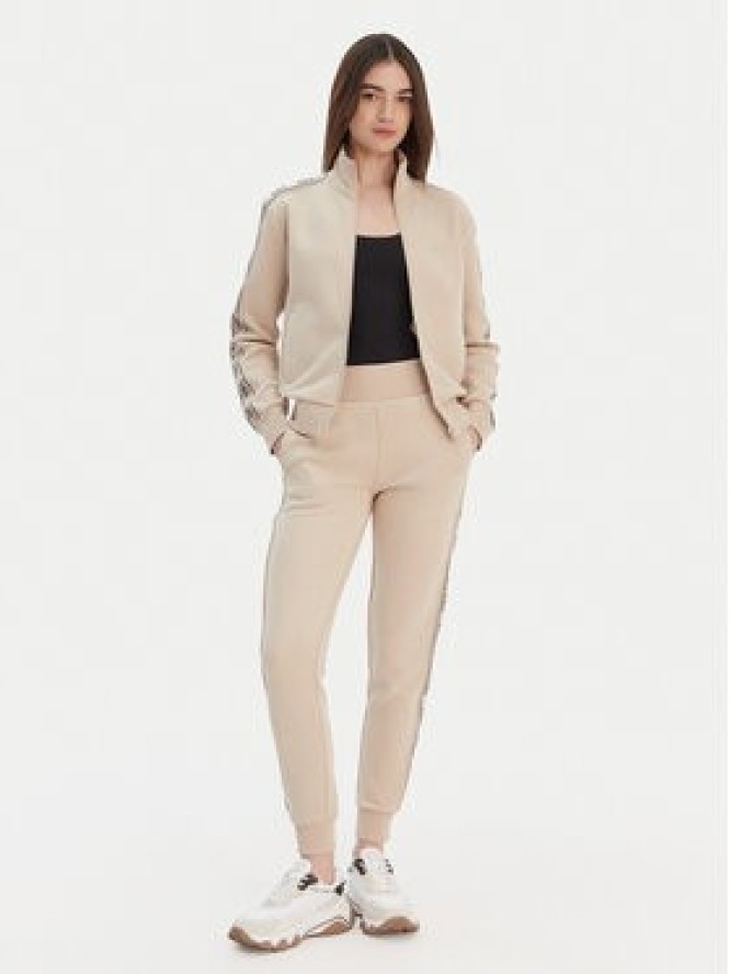 Guess Spodnie dresowe V2YB15 KB3P2 Beżowy Regular Fit