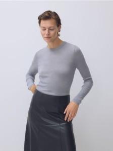 Bluzka z wełny merino - jasnoszary