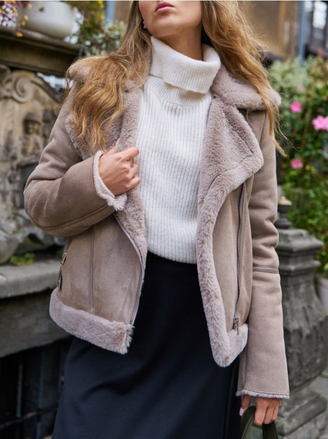 Kurtka ramoneska z ocieplanym kożuszkiem - brązowy