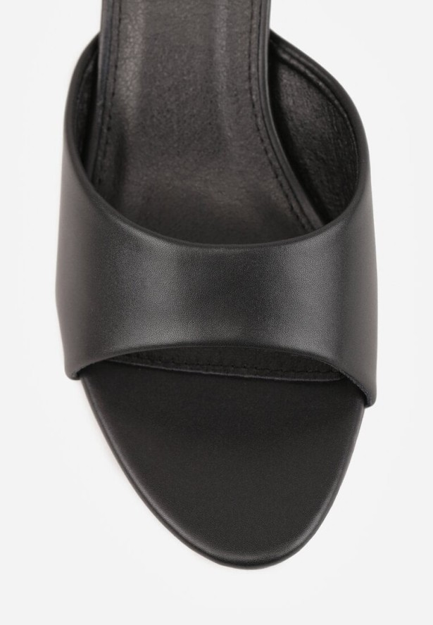 Czarne Klapki Peep Toe na Niskiej Szpilce Carinatia