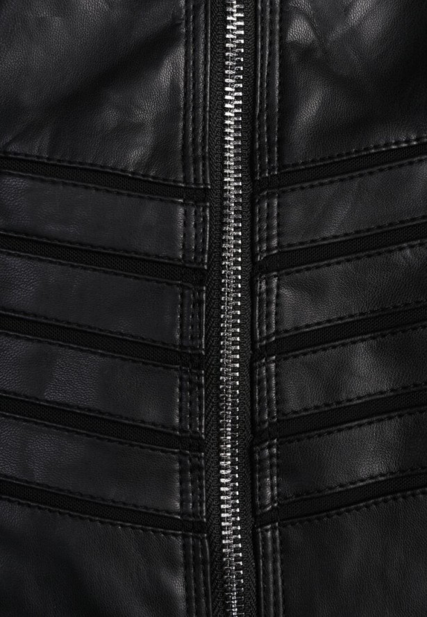 Czarna Kurtka Ramoneska z Geometrycznymi Przeszyciami Besilda