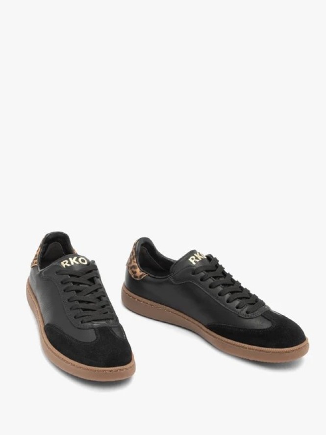 Czarne sneakersy z łączonych skór