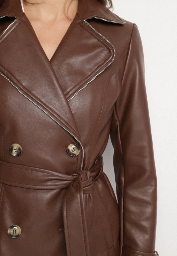 Brązowy Dwurzędowy Płaszcz Trencz z Imitacji Skóry z Wiązanym Paskiem Nilovessa