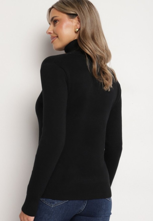 Czarny Golf z Wełną o Klasycznym Fasonie Zozilya