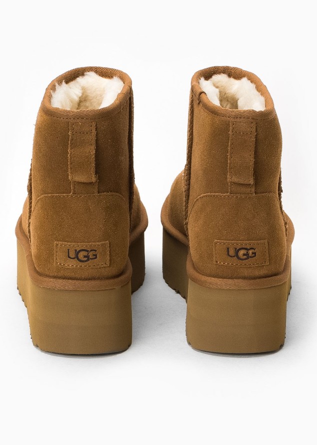 UGG W CLASSIC MINI PLATFORM Buty zimowe damskie brązowe