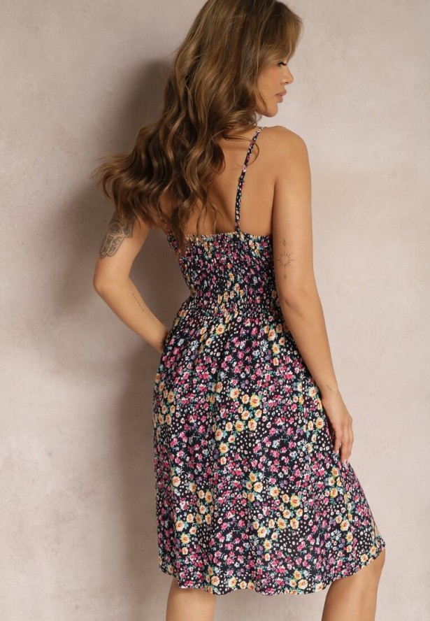 Granatowa Wiskozowa Sukienka Letnia w Kwiatowy Wzór z Kopertowym Dekoltem i Gumką w Pasie Lavania