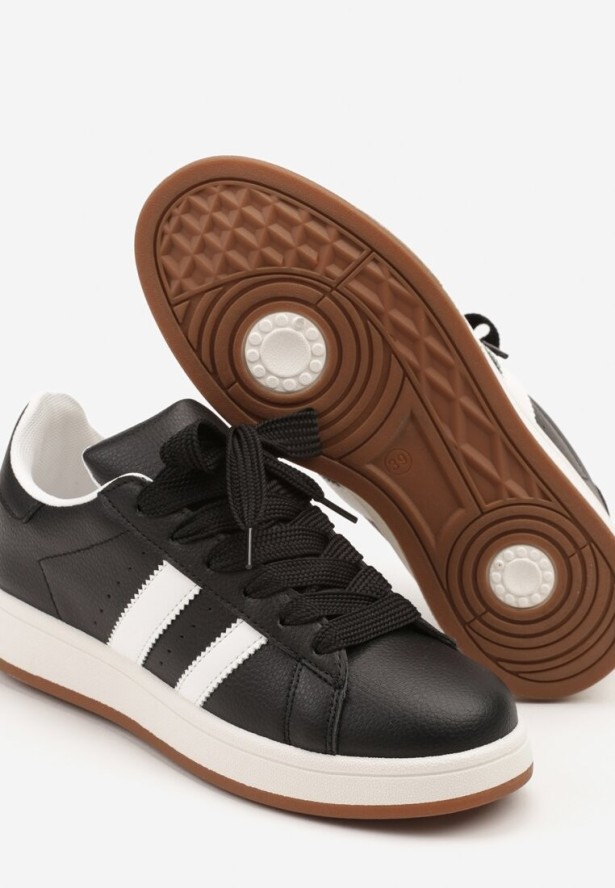 Czarne Sneakersy z Perforacją i Ozdobnymi Paskami Deolene