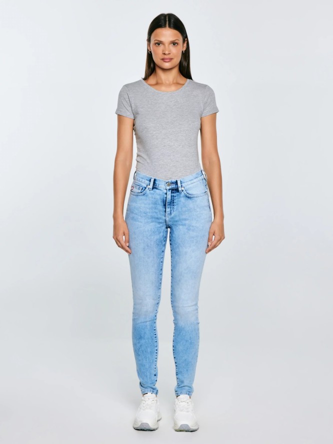 Jeansy damskie skinny marmurkowe jasnoniebieskie Adela 138