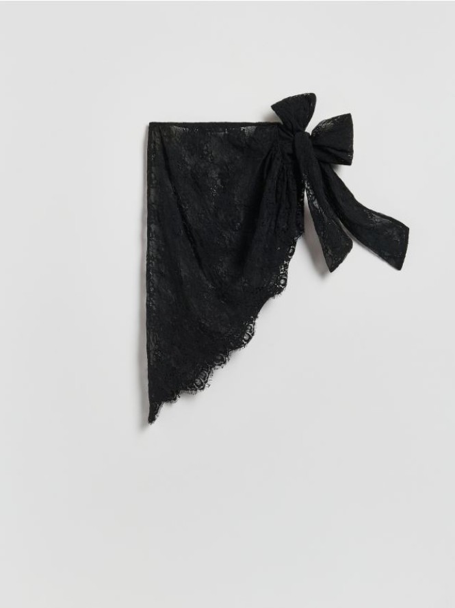 Koronkowa spódnica mini - czarny