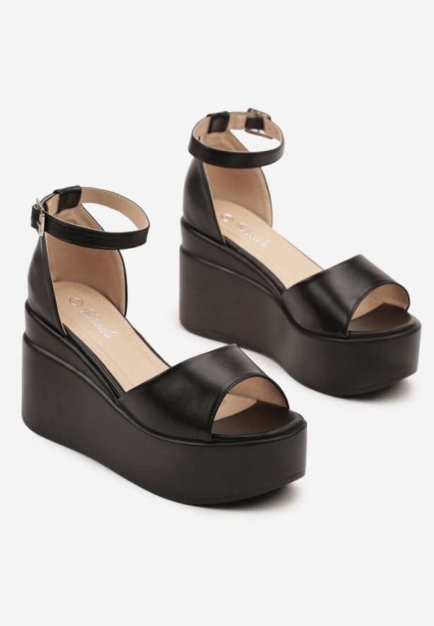 Czarne Sandały na Koturnie z Paskiem Wokół Kostki Paloria