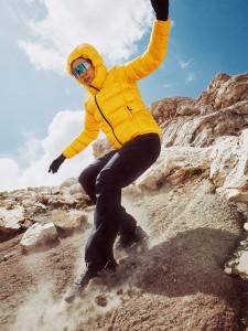 4F Kurtka puchowa trekkingowa z wypełnieniem naturalnym damska - żółta XXL