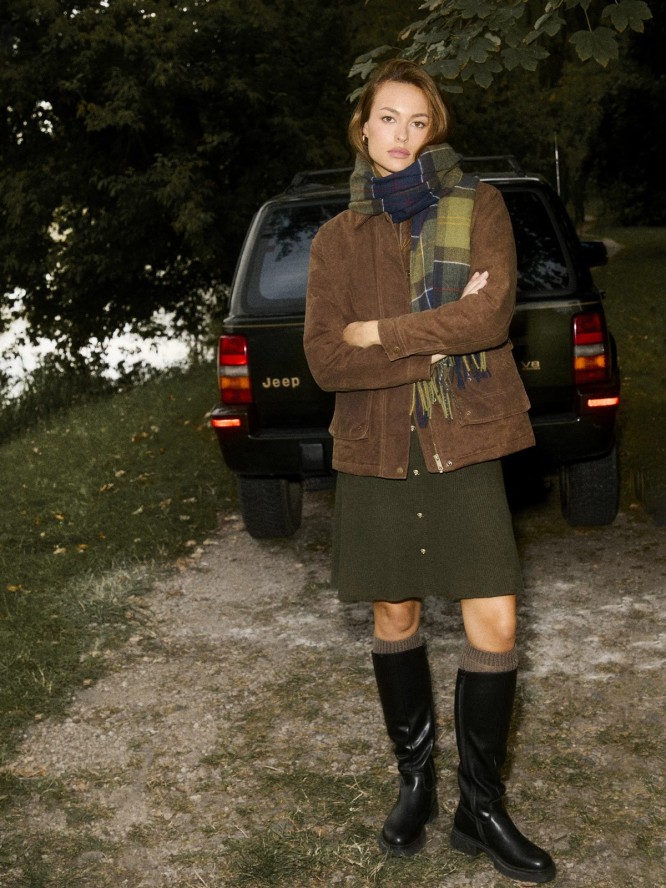 Kurtka damska parka z efektem woskowania brązowa Tormia 803