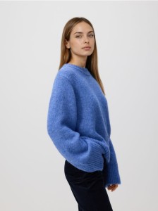 Sweter z domieszką wełny - niebieski