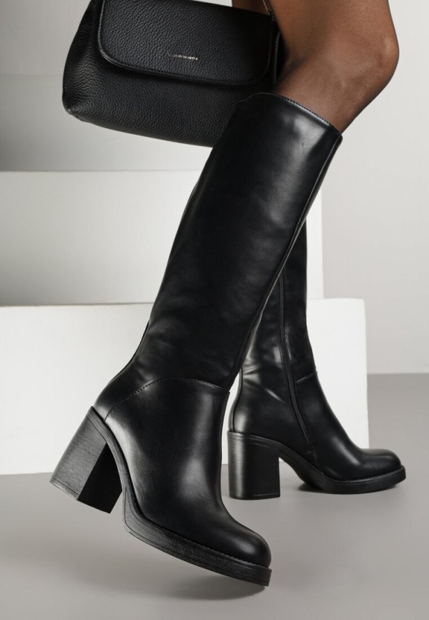 Czarne Kozaki na Słupku przed Kolano Cindria