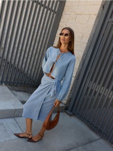 Jeansowa spódnica midi - niebieski