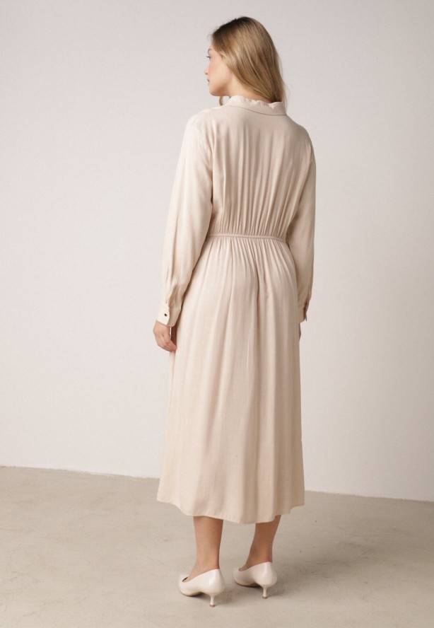 Beżowa Wiskozowa Sukienka Koszulowa z Marszczeniem i Guzikiem w Talii Lennatha
