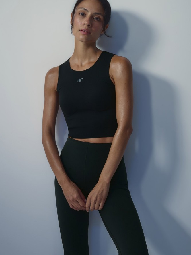 4F Crop top do jogi szybkoschnący damski - czarny L