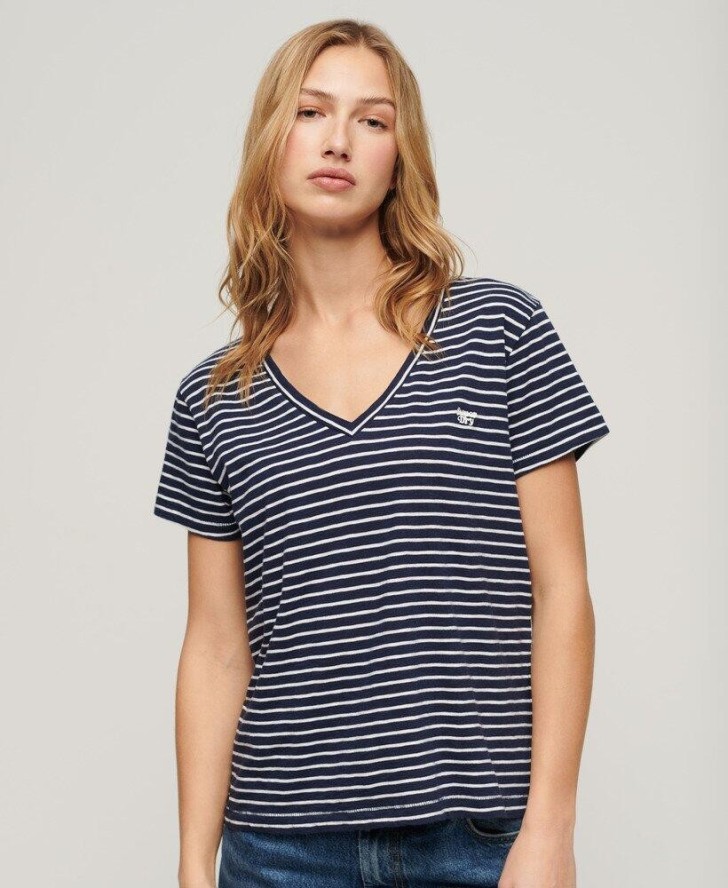 T-shirt Studios Slub Emb Vee Tee od SUPERDRY