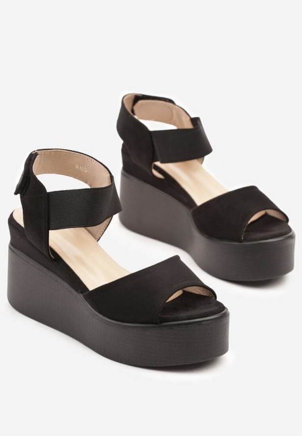 Czarne Sandały na Platformie i Koturnie Wioreta