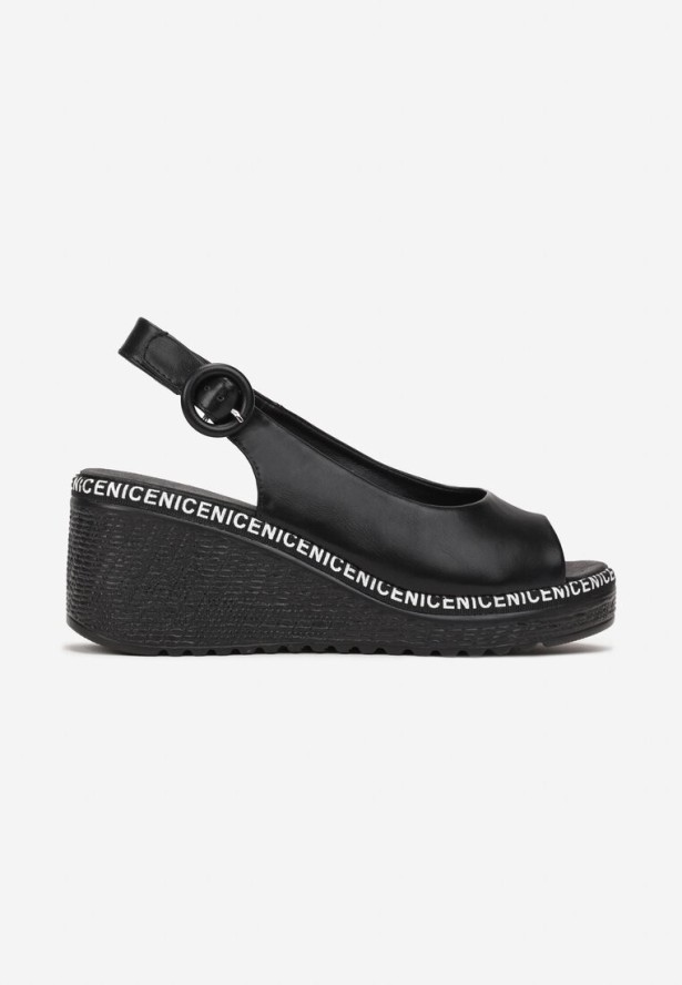 Czarne Sandały na Koturnie ze Sprzączką Yidesa