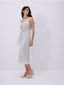 Sukienka z ozdobnym paskiem - jasnoturkusowy